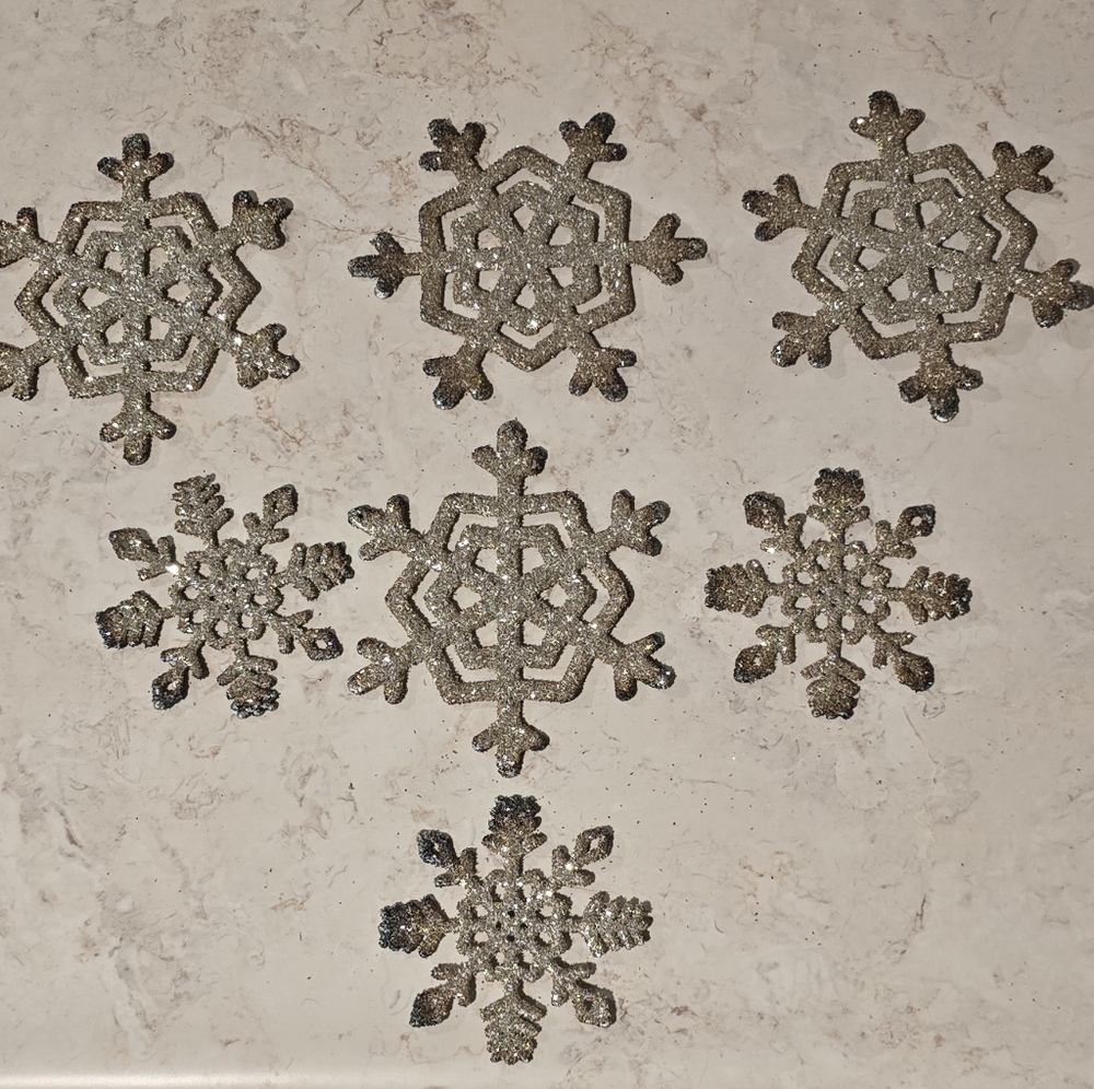 Metal Glittery Snowflake Ornaments